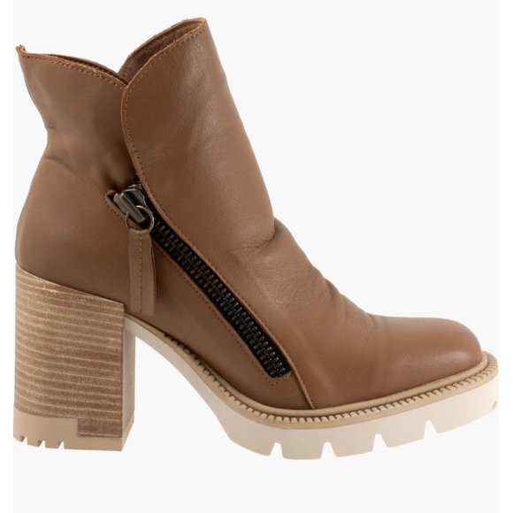 NWT Bueno Elliott Block Heel Bootie in Walnut - Picture 3 of 4